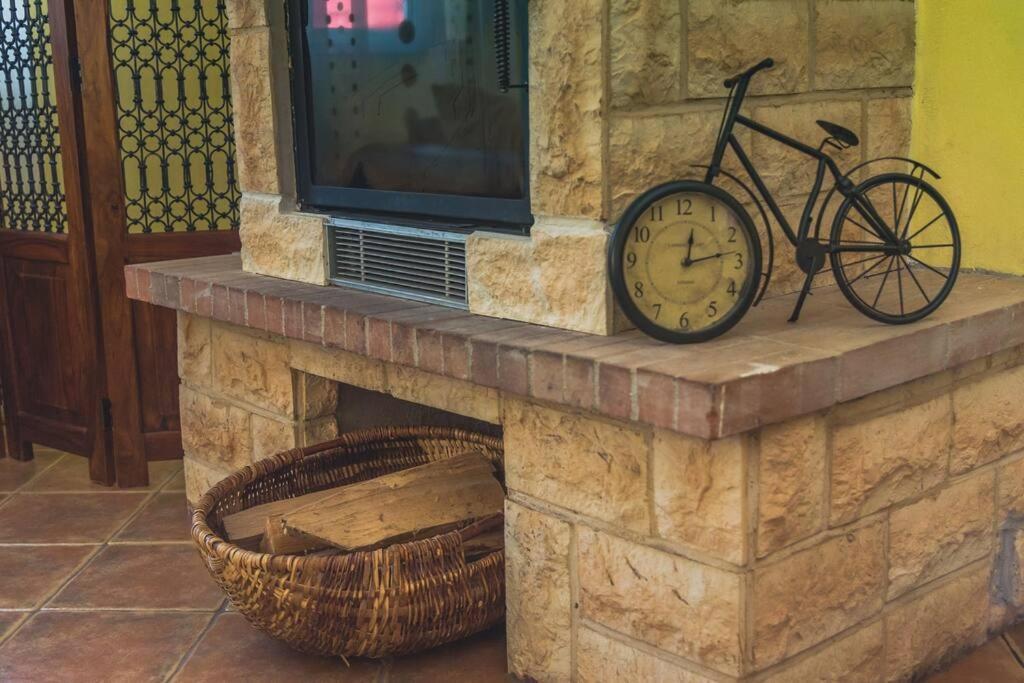 Horace Guesthouse Pool & Hot Tub & Bikes & River Dejani 외부 사진
